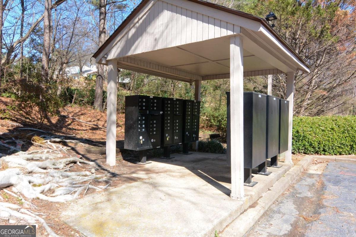 6241 Overlook Road Peachtree Corners - Photo 23