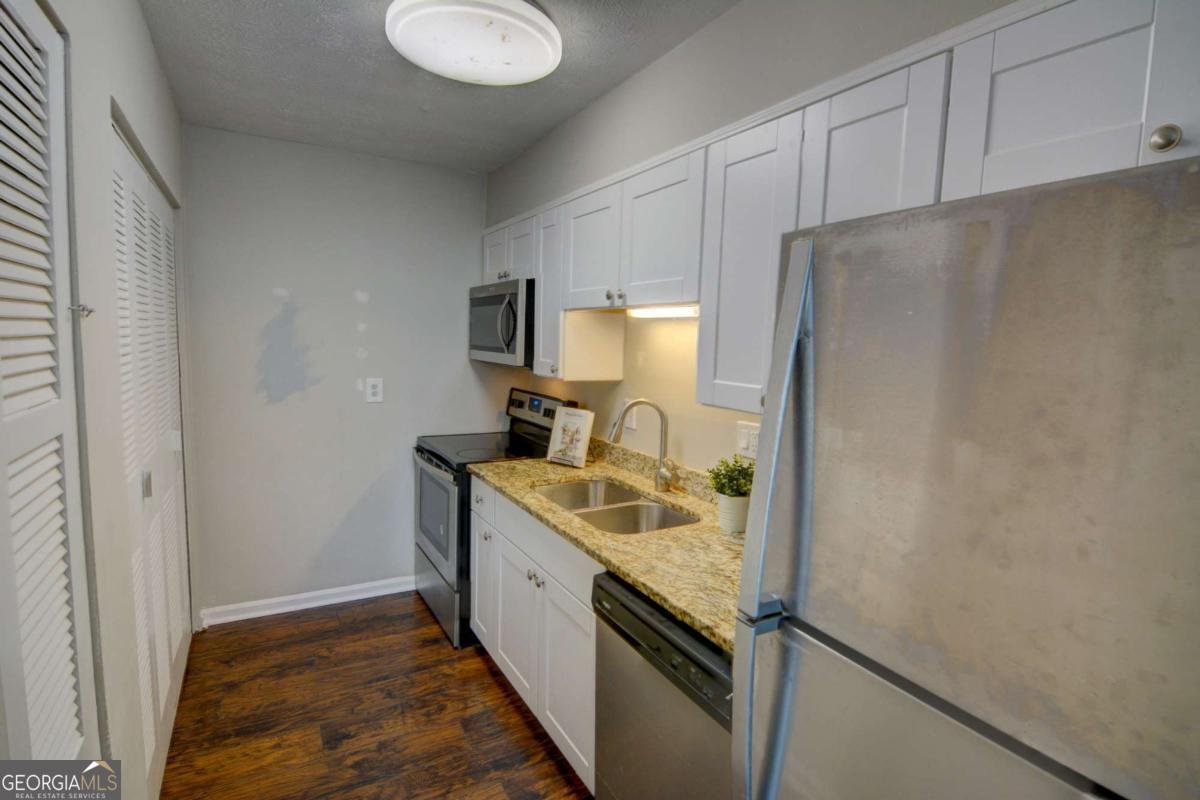 6241 Overlook Road Peachtree Corners - Photo 7