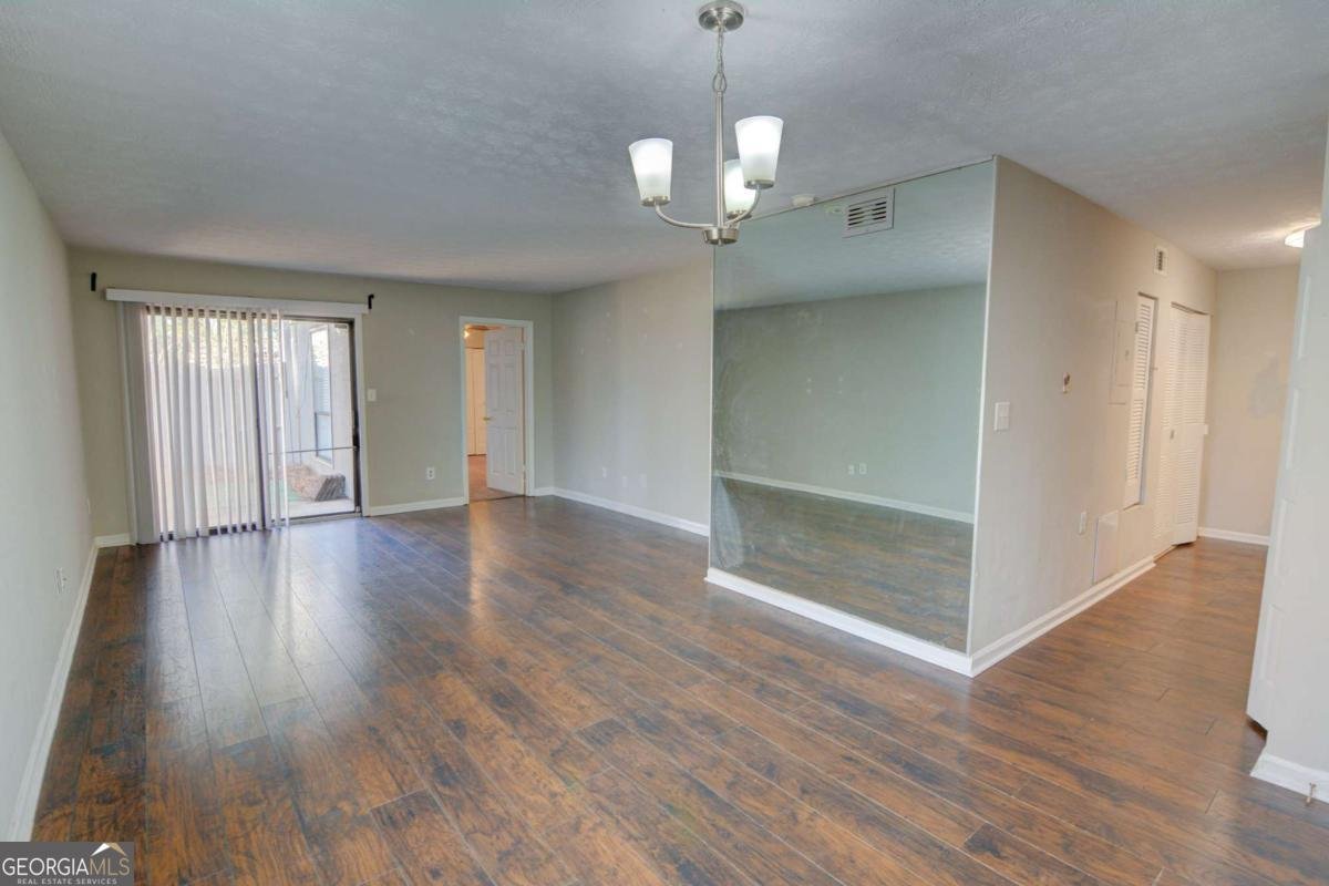 6241 Overlook Road Peachtree Corners - Photo 8