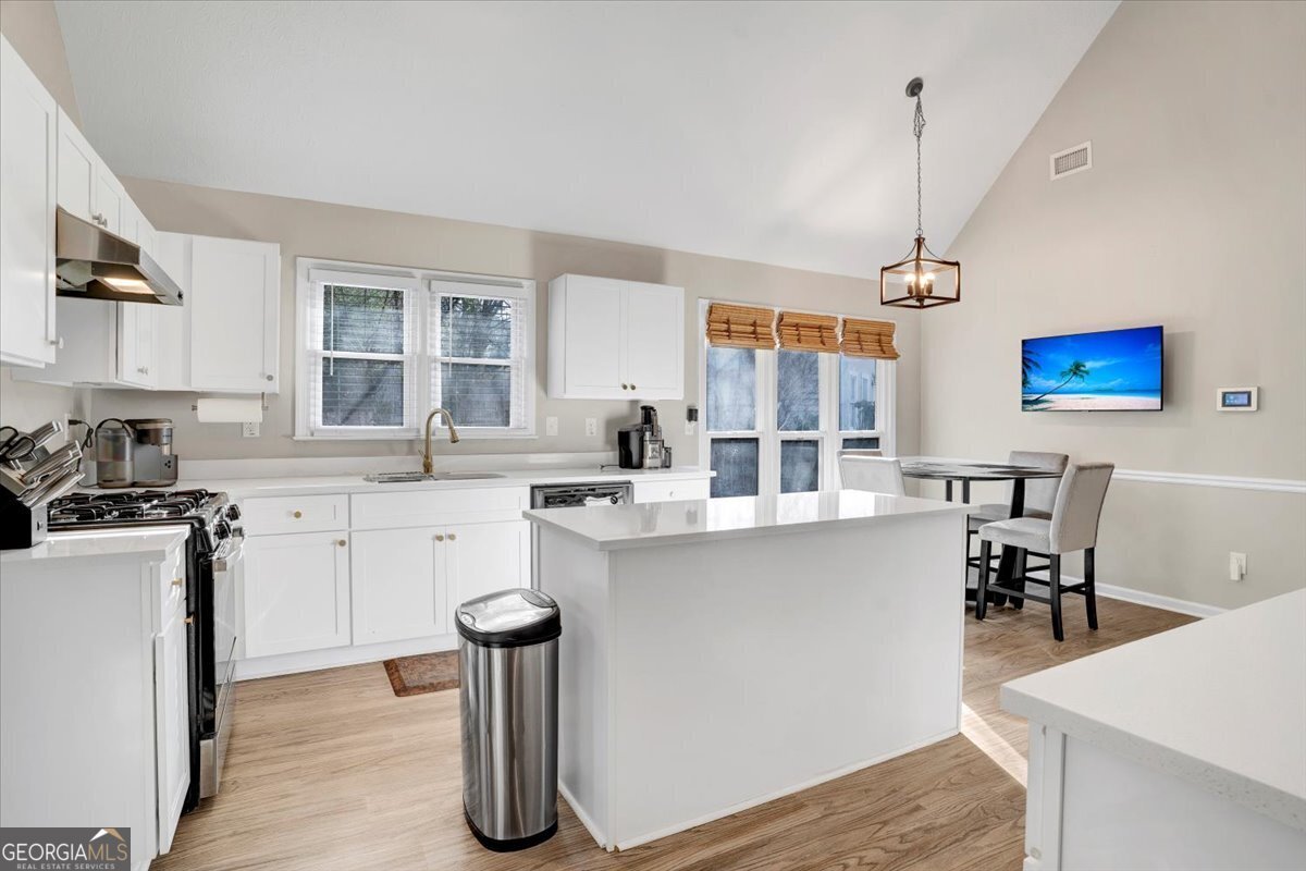 752 Stone Breeze Lane Stone Mountain - Photo 10