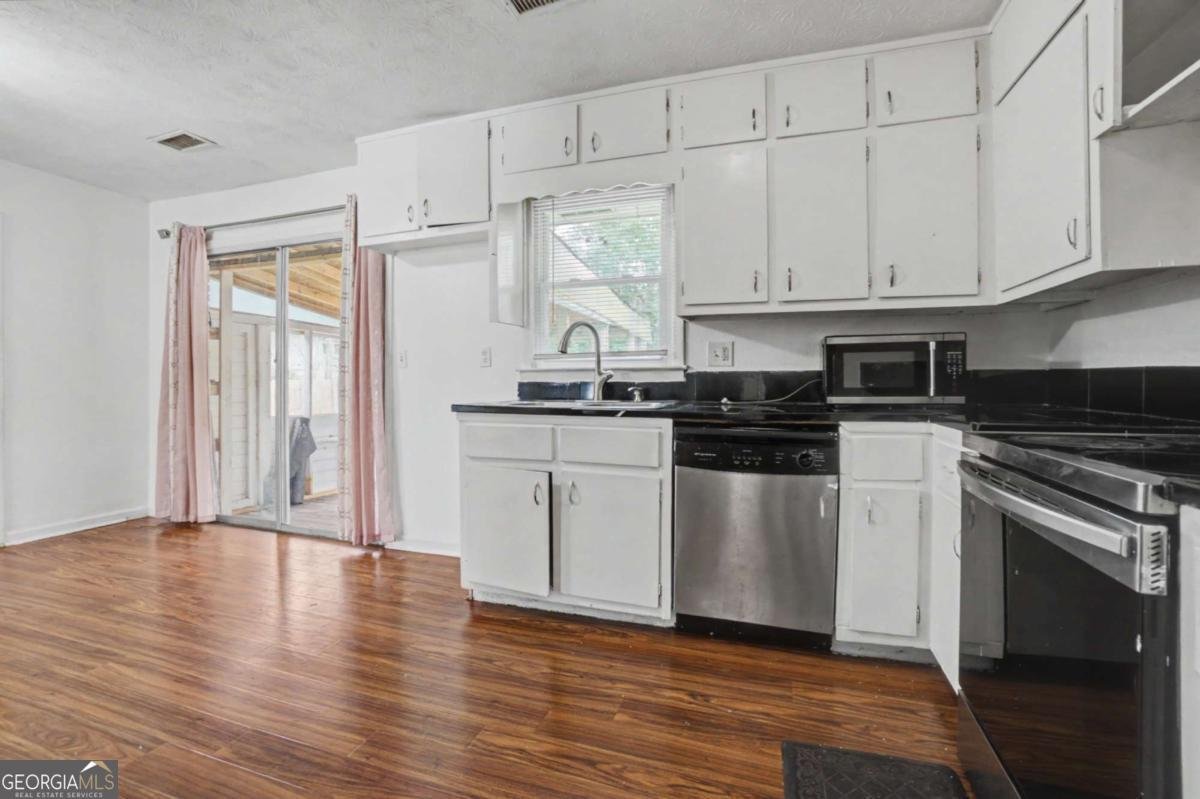 719 San Miguel Drive Stone Mountain - Photo 15