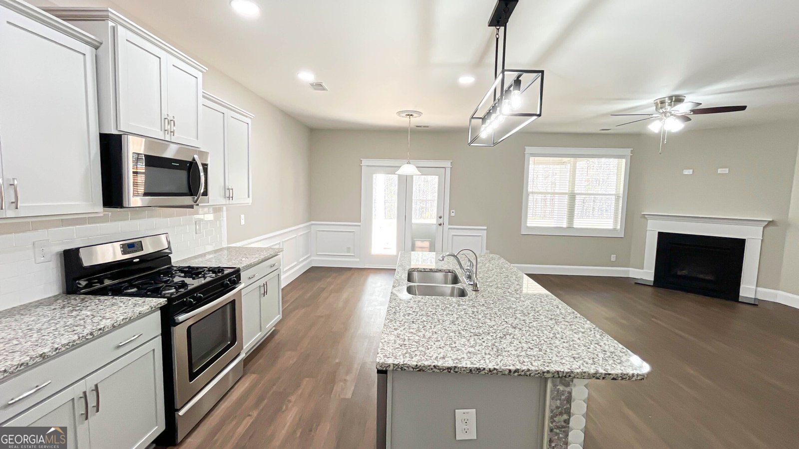 7663 Watson Circle Locust Grove - Photo 12