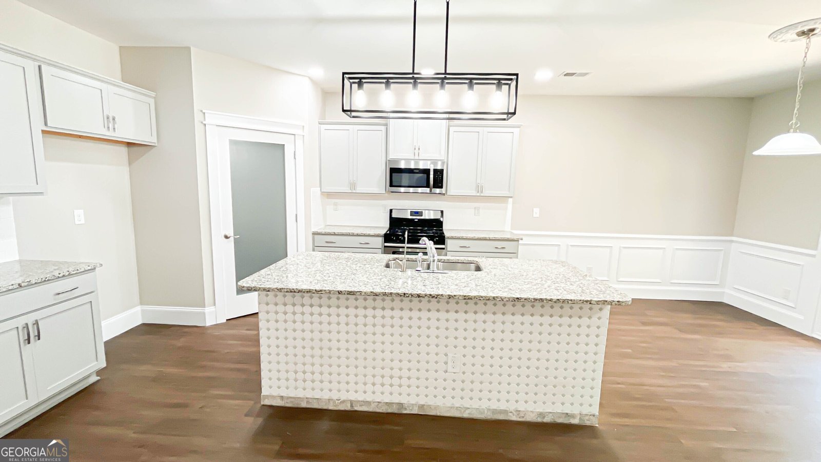 7663 Watson Circle Locust Grove - Photo 13