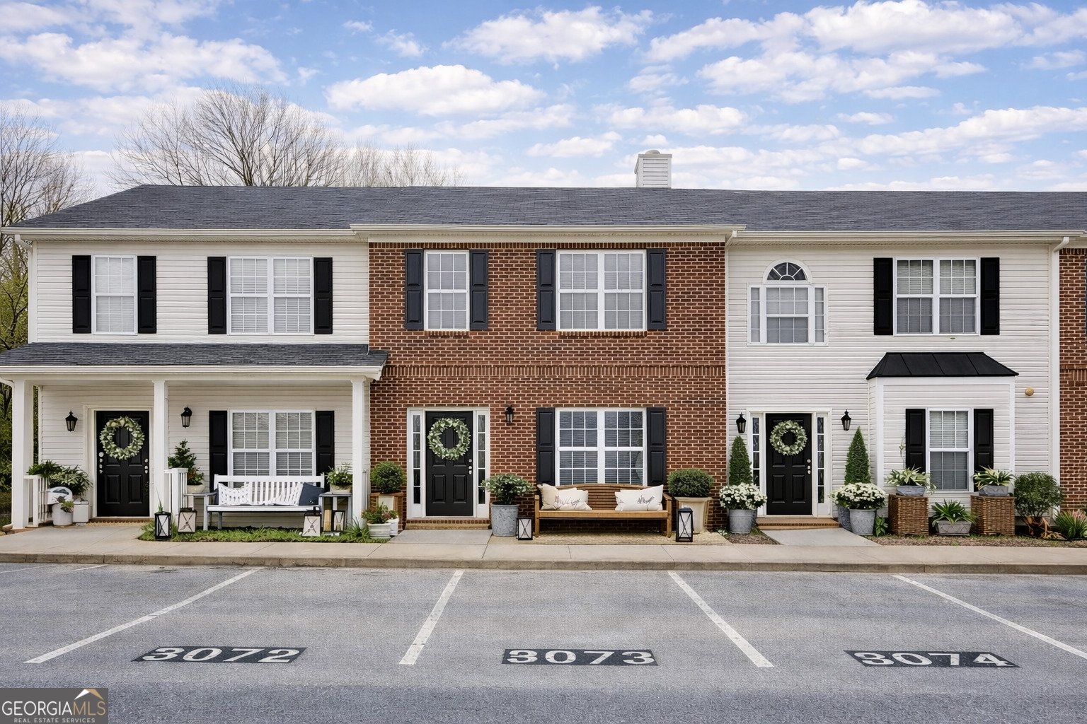 5072 Leeshire Trace Tucker - Photo 1