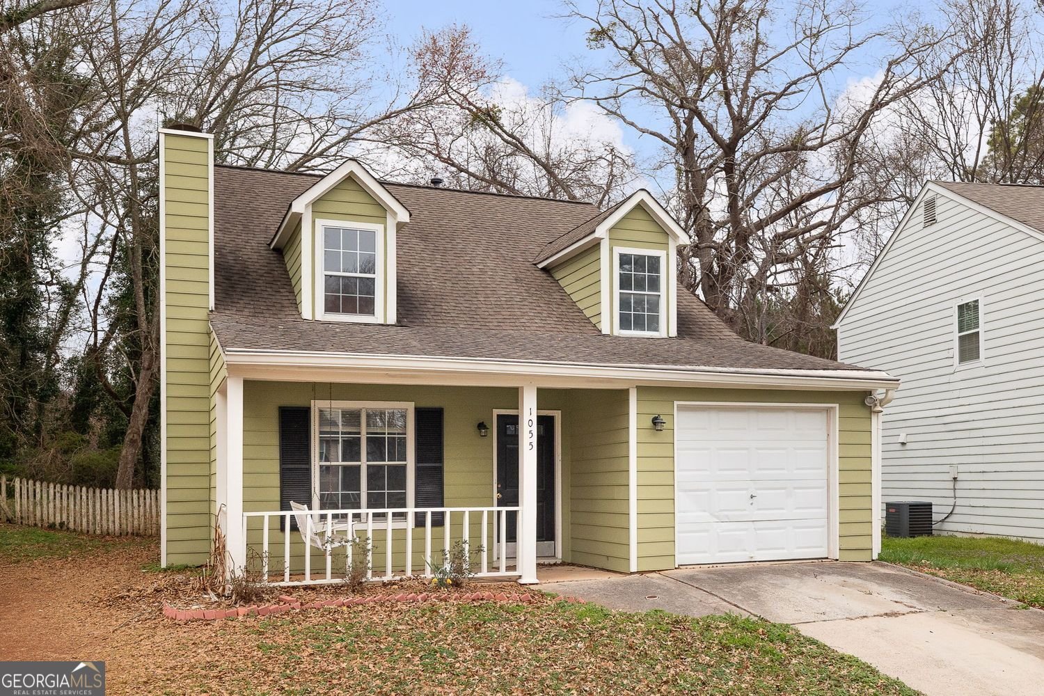 1055 Autumn Crest Court Stone Mountain - Photo 1