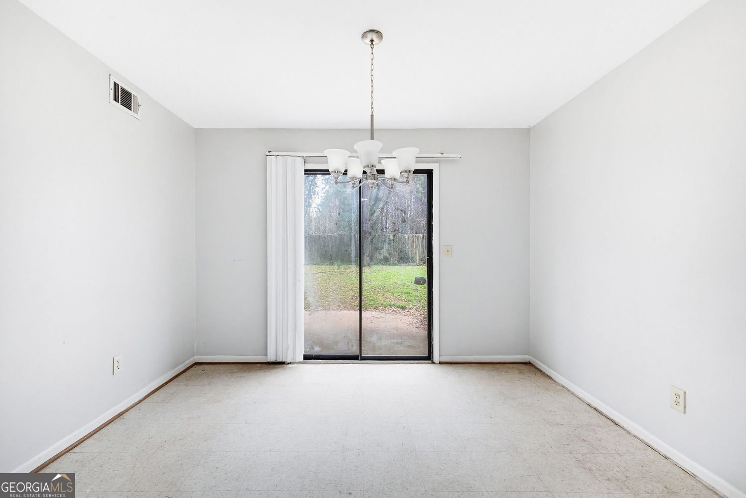 1055 Autumn Crest Court Stone Mountain - Photo 12