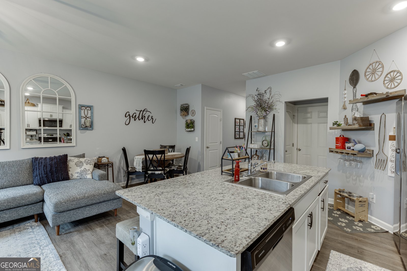 5328 Barberry Avenue Oakwood - Photo 7