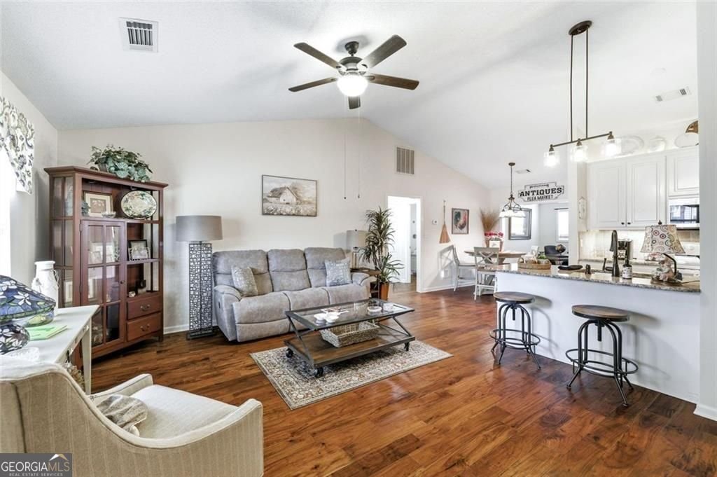 2982 Bentley Park Circle Gainesville - Photo 6