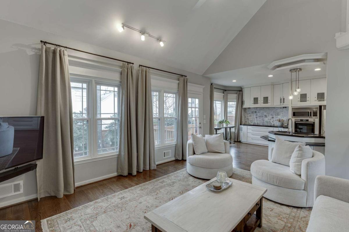 1118 Ashton Trace Brookhaven - Photo 11