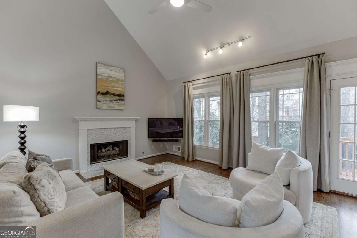 1118 Ashton Trace Brookhaven - Photo 8