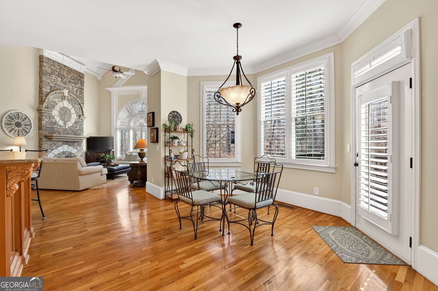 376 Prestbury Court Suwanee - Photo 15