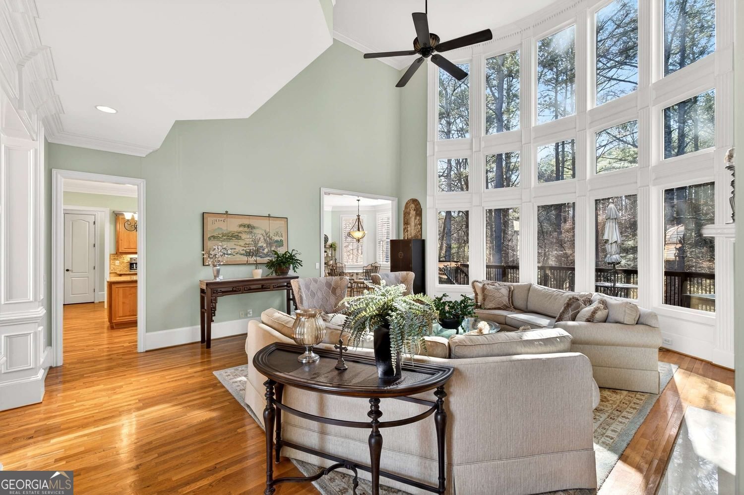 376 Prestbury Court Suwanee - Photo 9