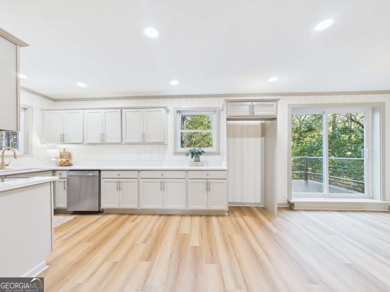 581 Rogers Drive Macon - Photo 9