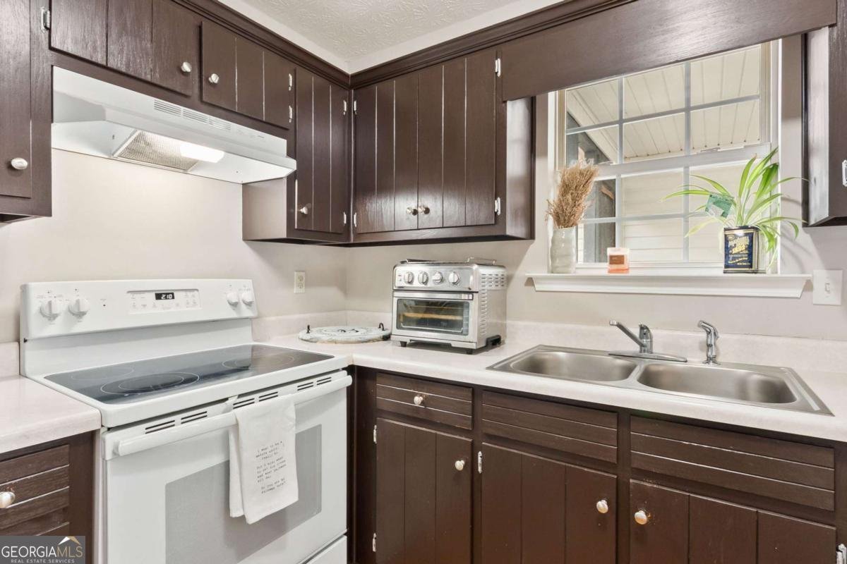 132 Millstone Drive Commerce - Photo 11