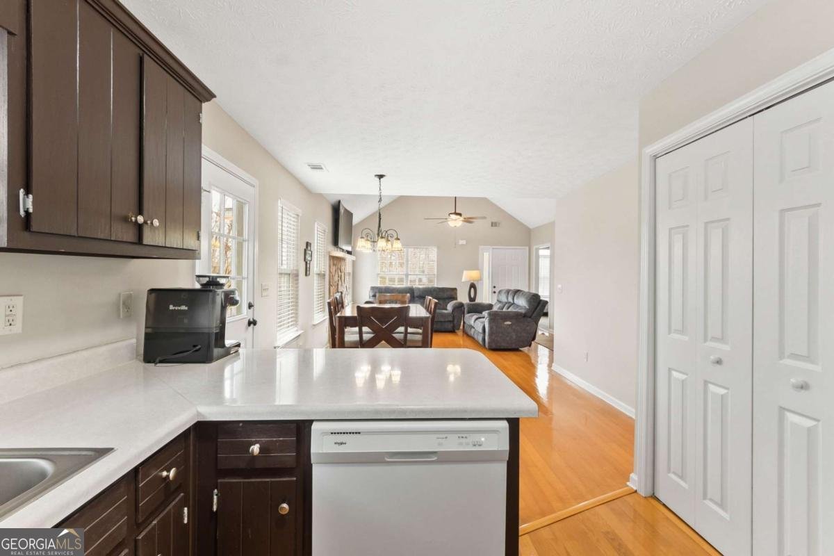 132 Millstone Drive Commerce - Photo 12