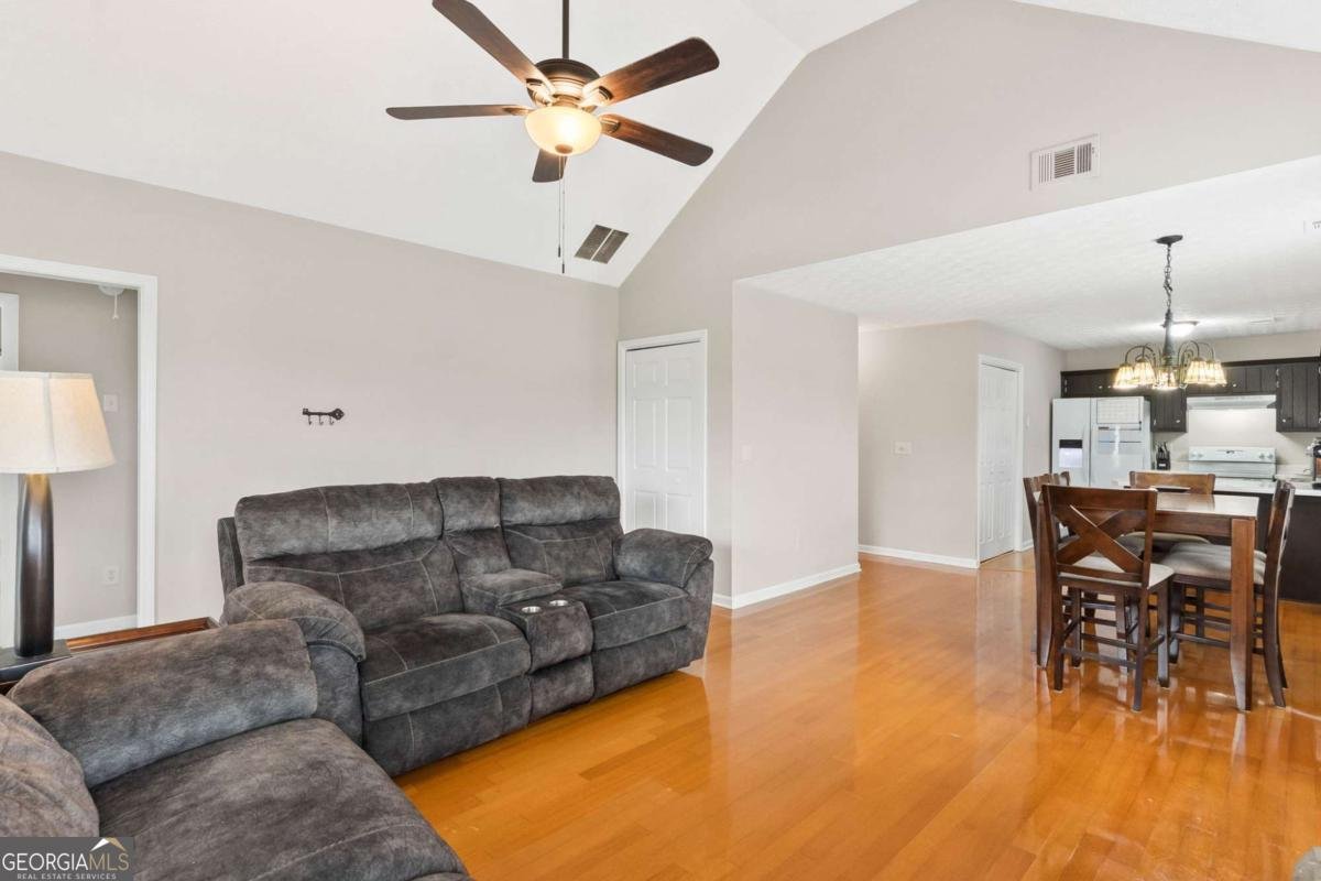 132 Millstone Drive Commerce - Photo 8