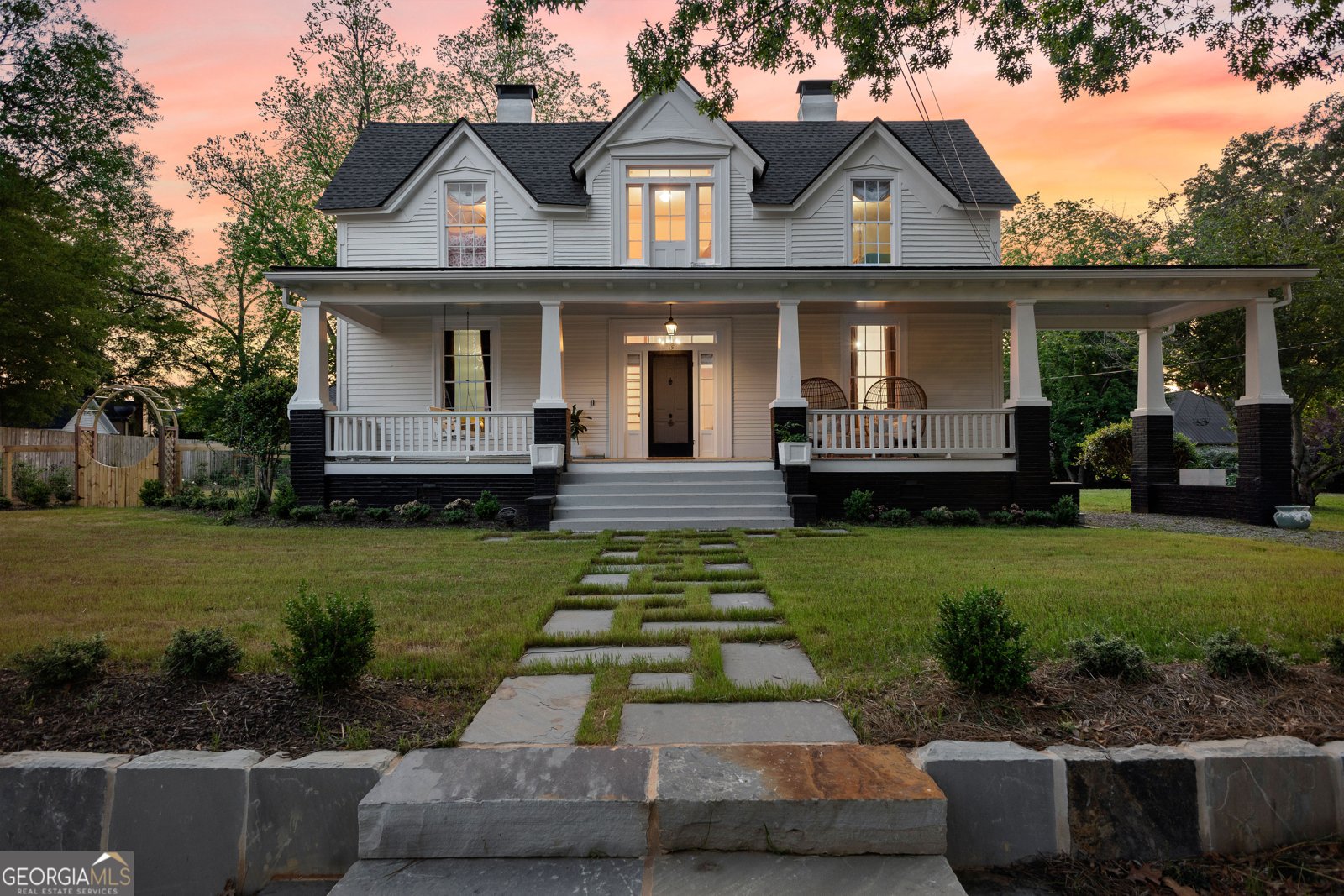 15 Robinson Street Newnan - Photo 1