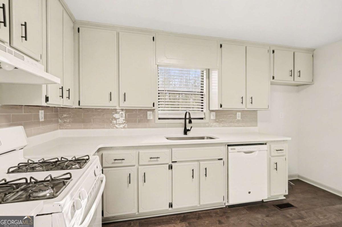 1723 Hickory Grove Trail Acworth - Photo 16