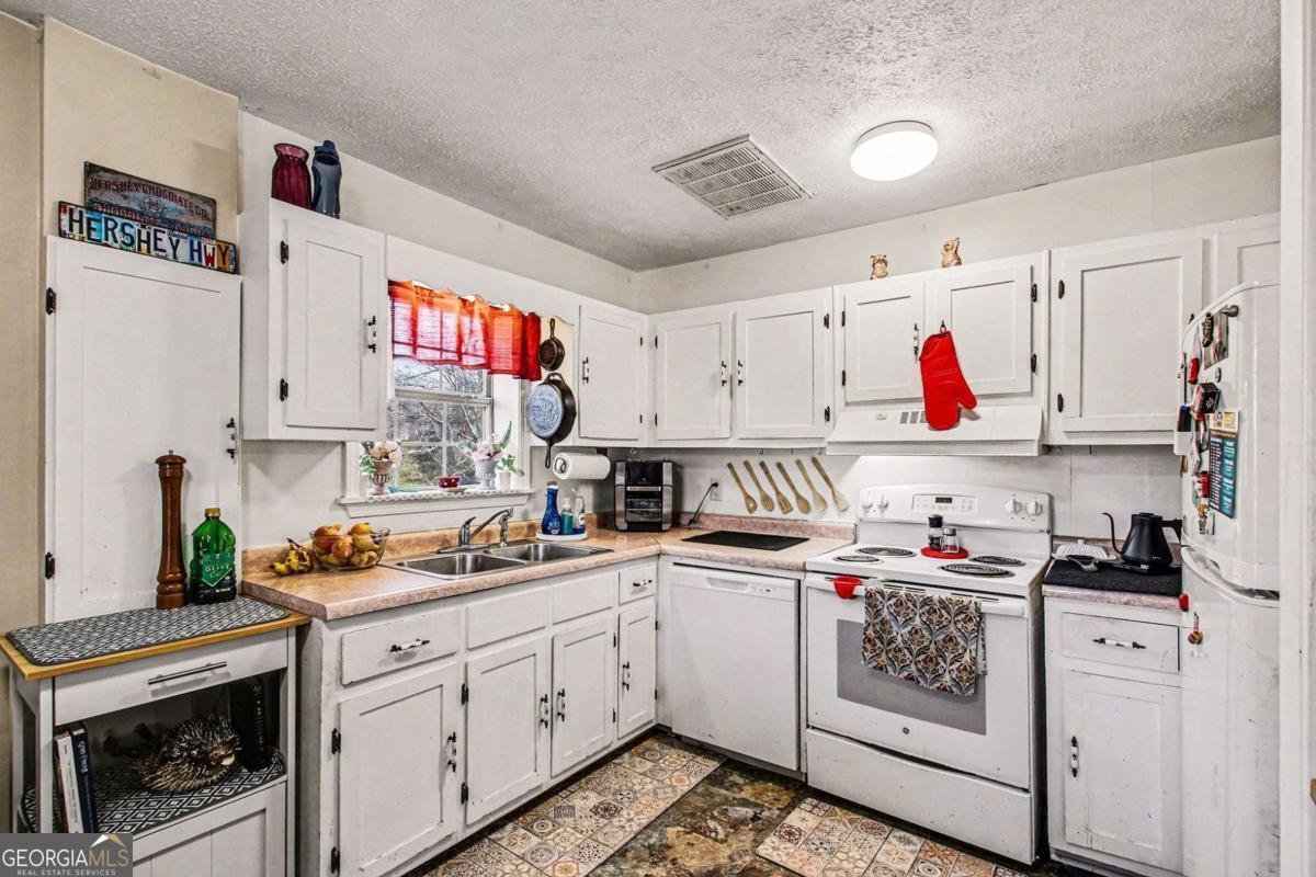 1015 Jefferson Highway Winder - Photo 25