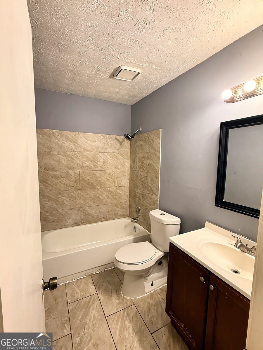 4728 Garden Hills Drive Stone Mountain - Photo 17