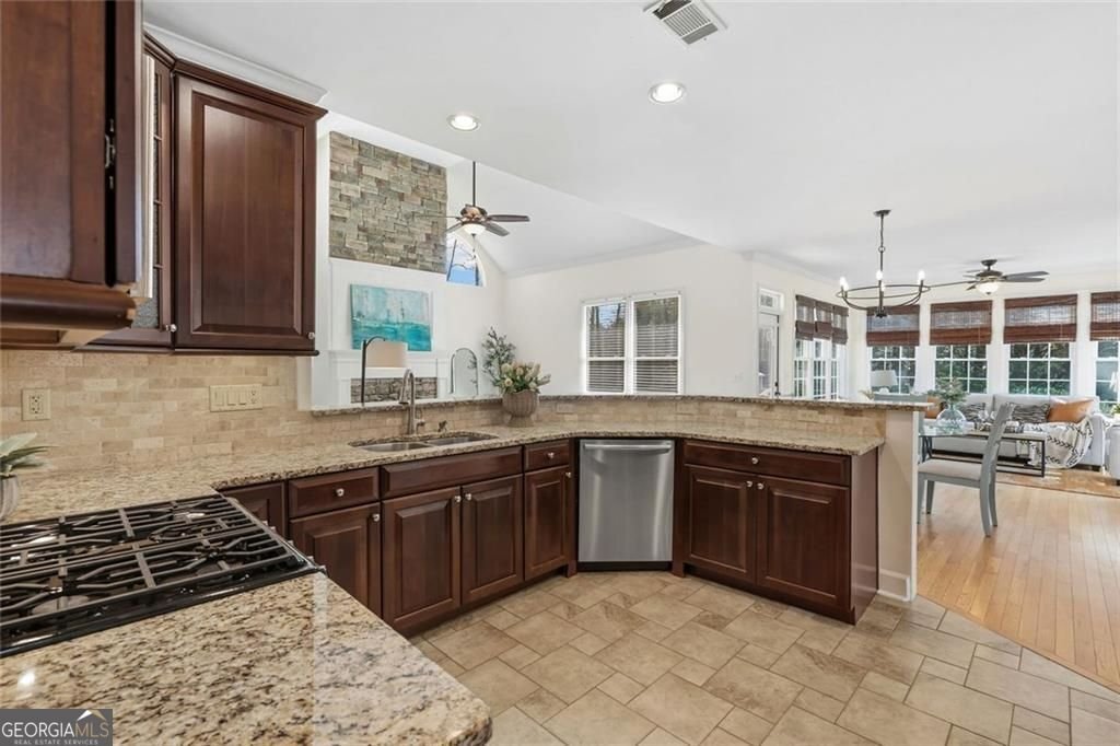 6705 Fox Creek Drive Cumming - Photo 19