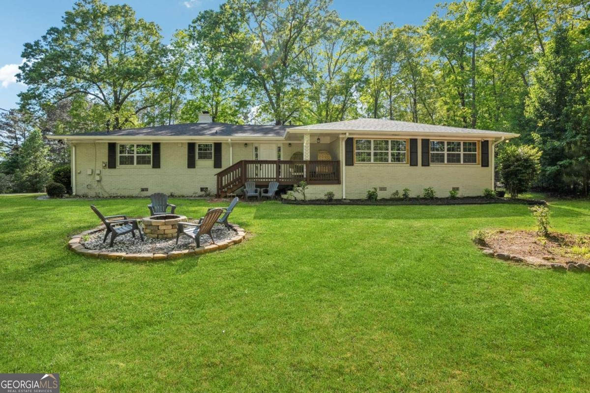 1155 Christian Circle Conyers - Photo 1