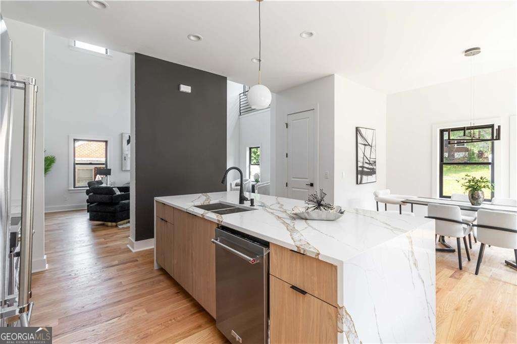 1554 Columbia Circle Decatur - Photo 16