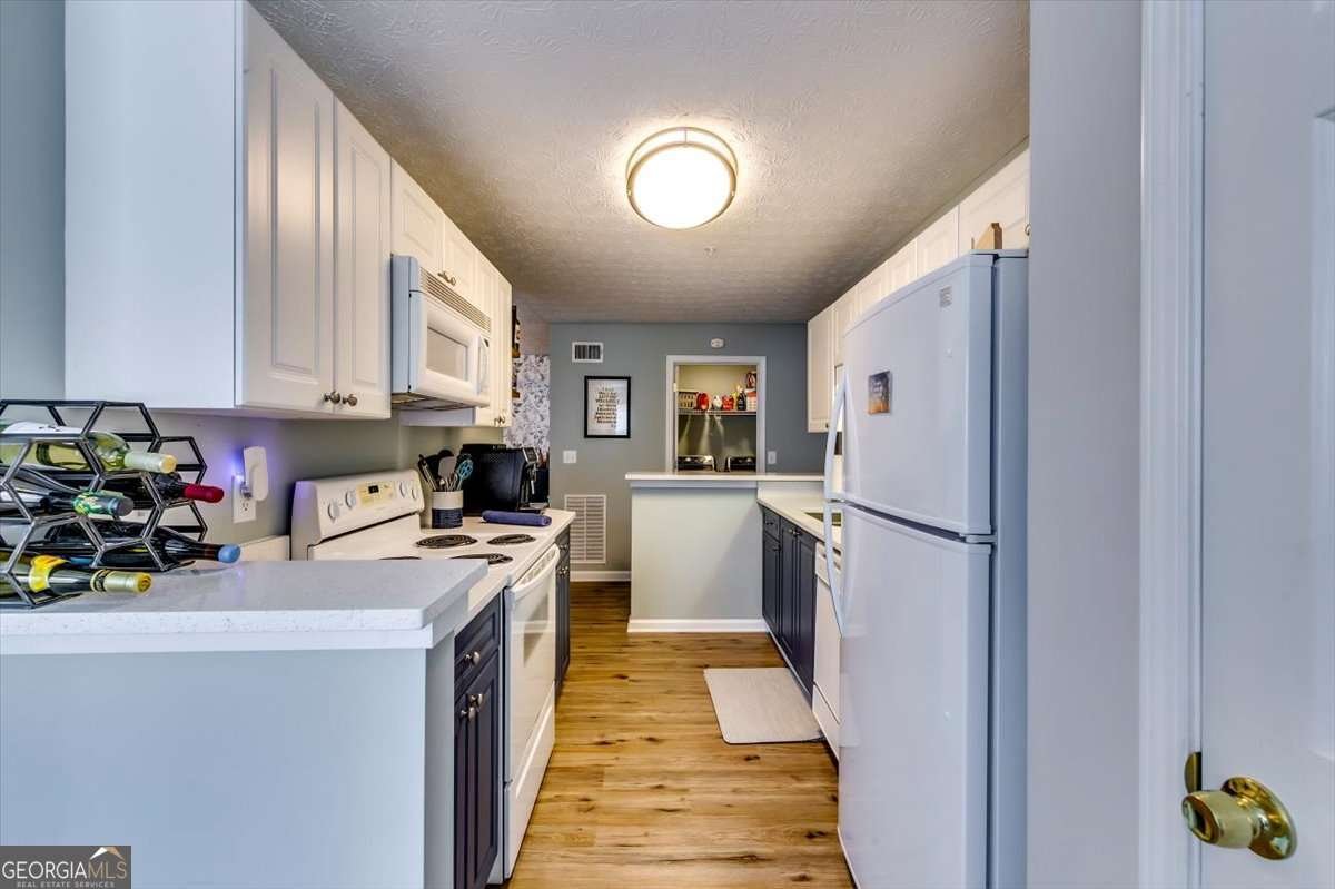 514 Streamside Drive Roswell - Photo 10