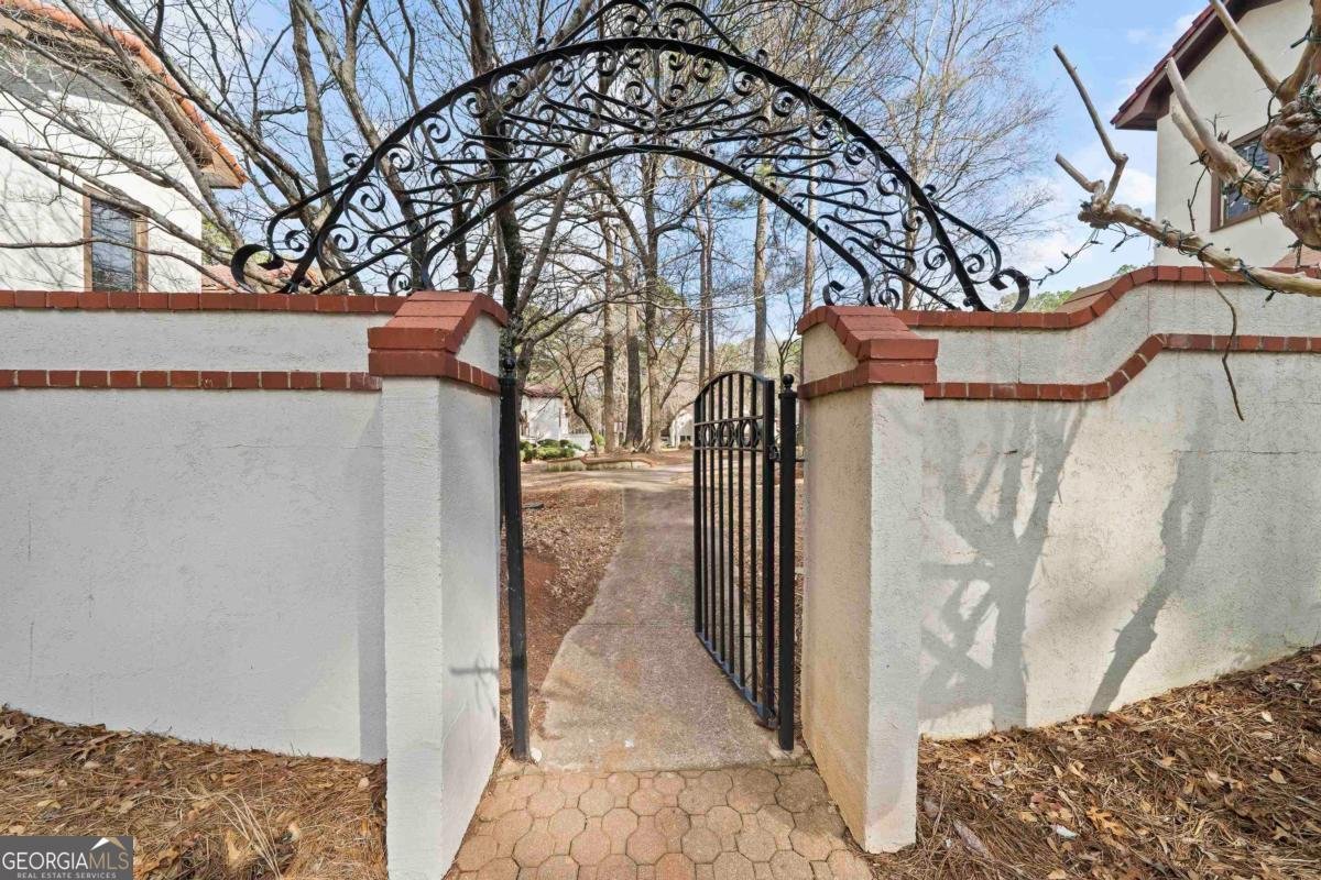 1446 Club Drive Greensboro - Photo 9