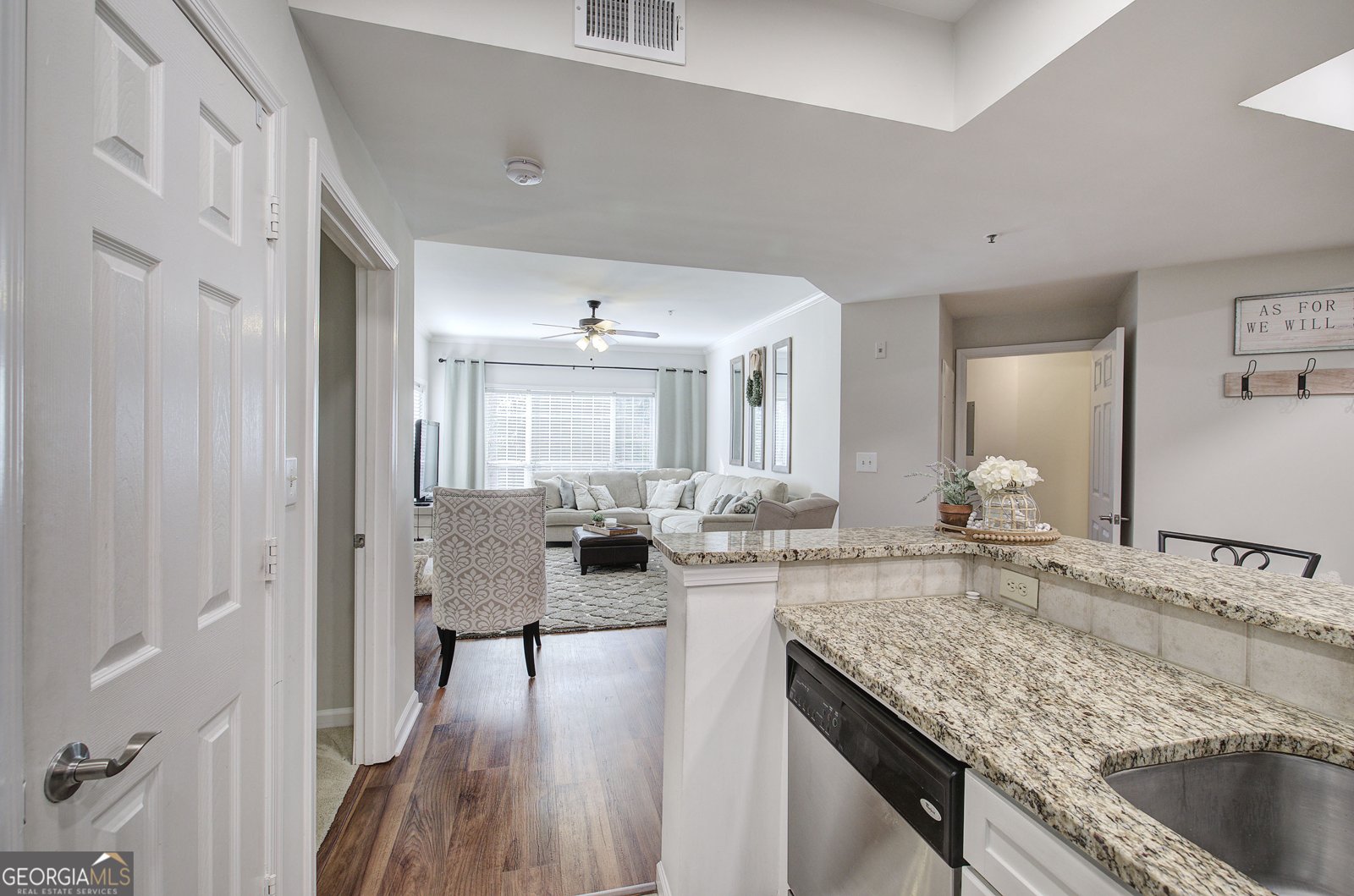 1250 Parkwood Circle Atlanta - Photo 10