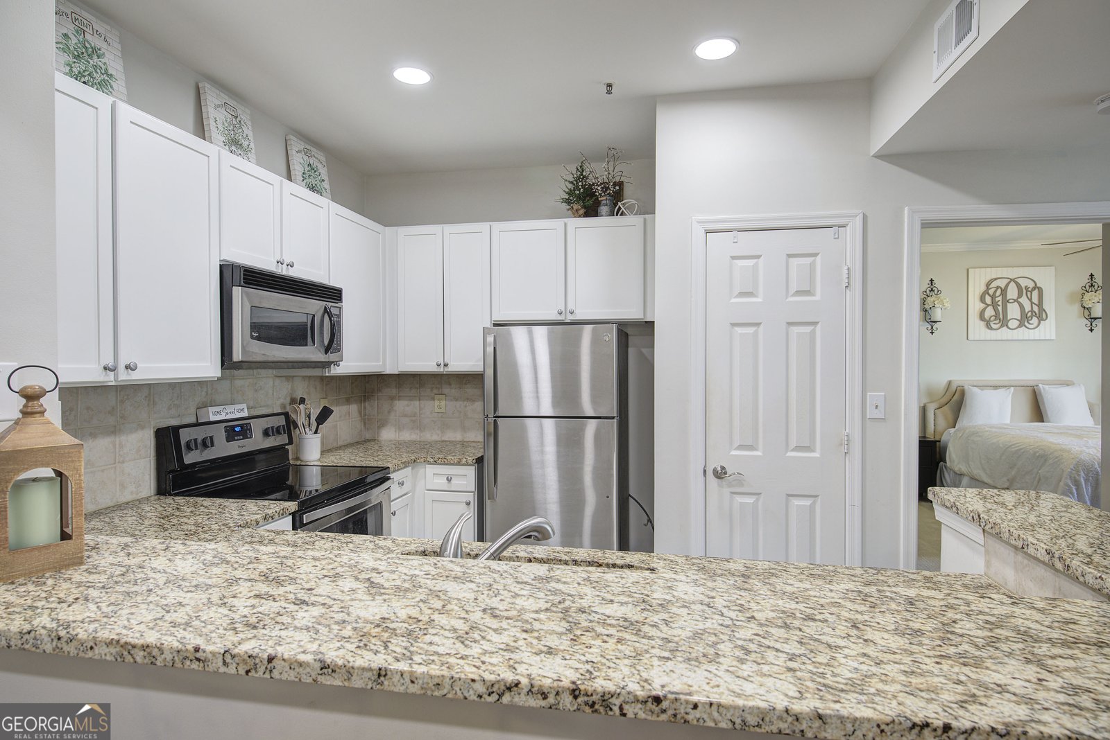 1250 Parkwood Circle Atlanta - Photo 11