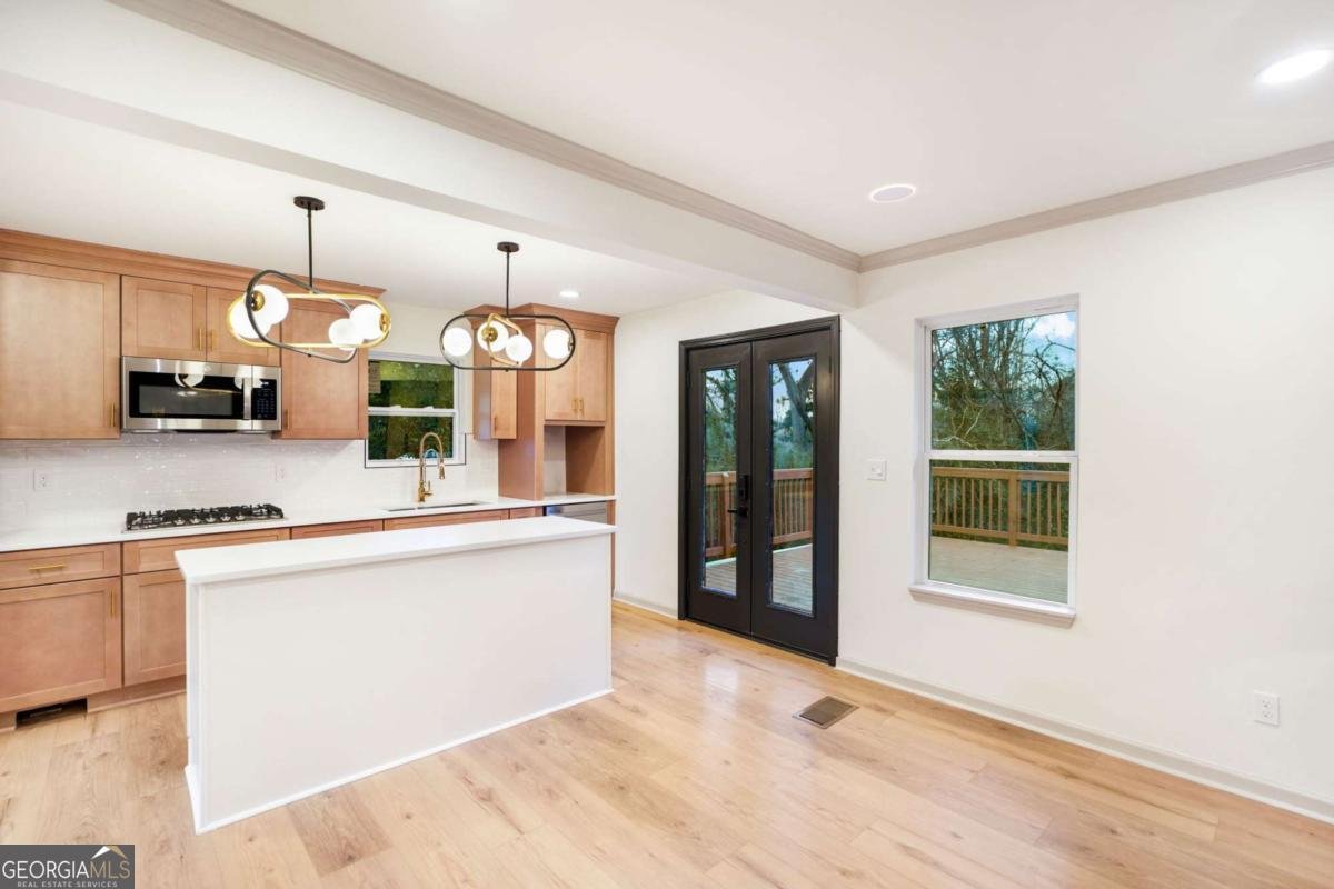 2028 Hilburn Drive Atlanta - Photo 8