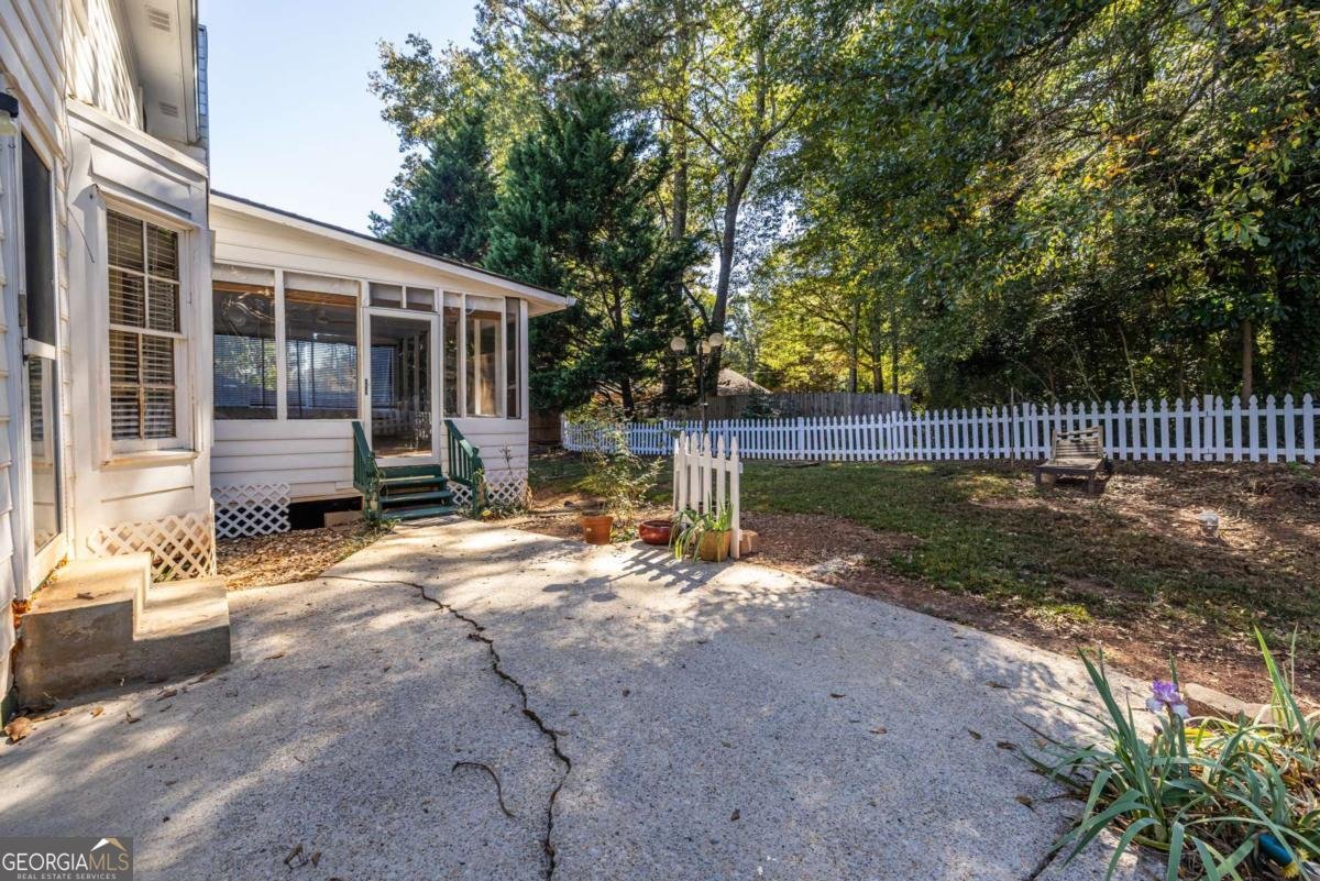 1465 Pounds Road Lilburn - Photo 28