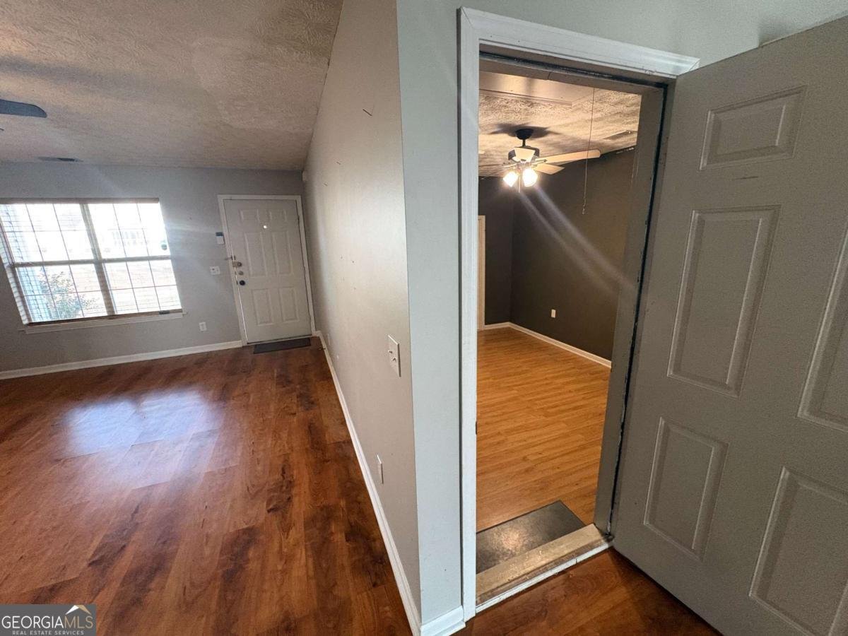 298 Little Street White - Photo 15