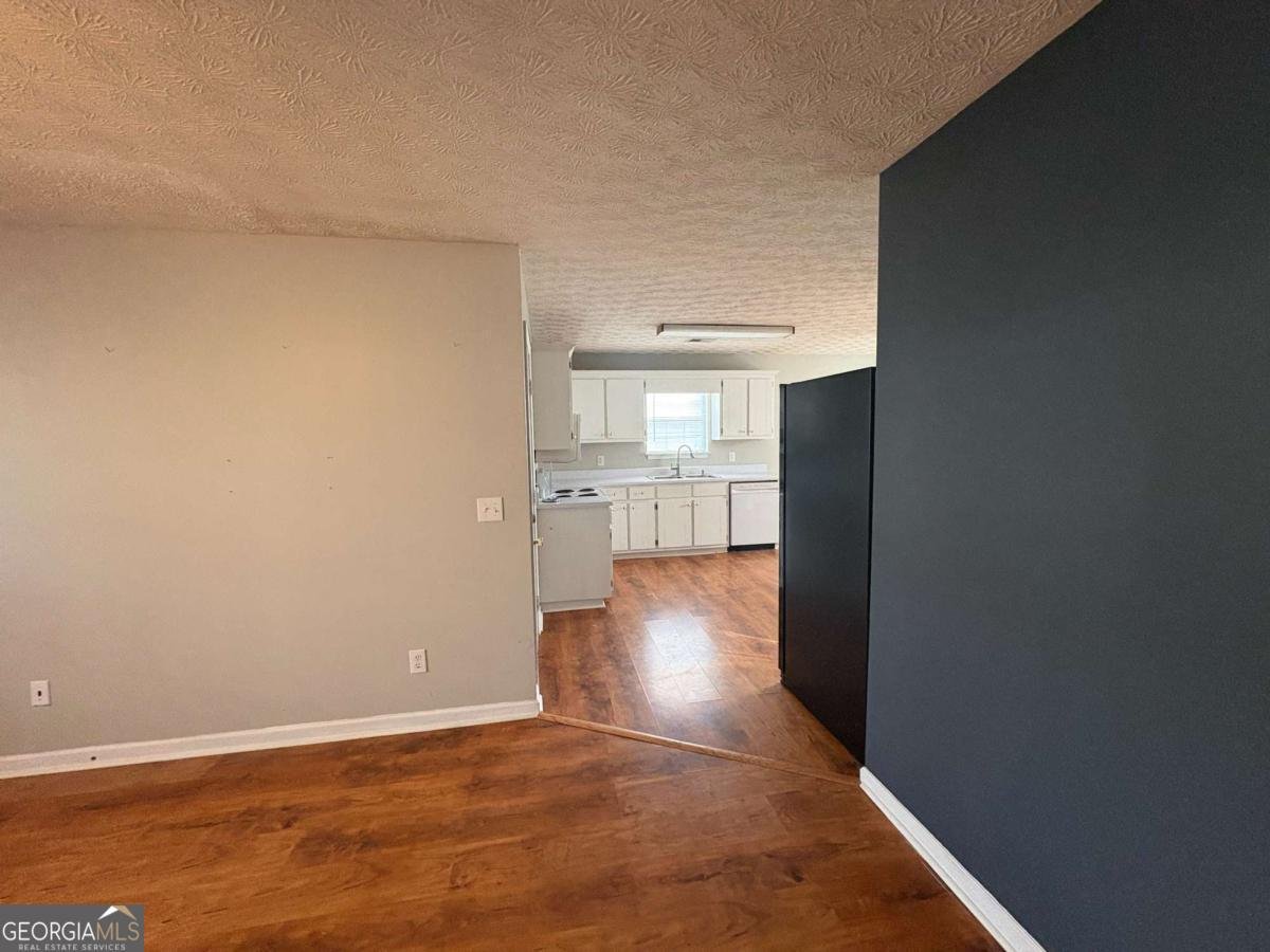 298 Little Street White - Photo 6