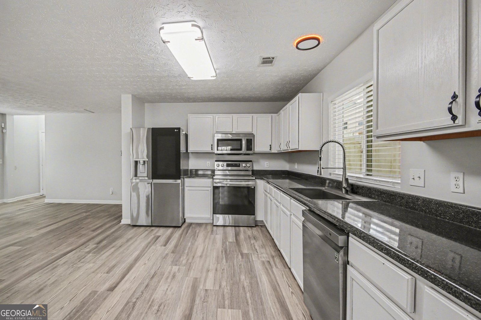 301 Silver Spring Street Dallas - Photo 15