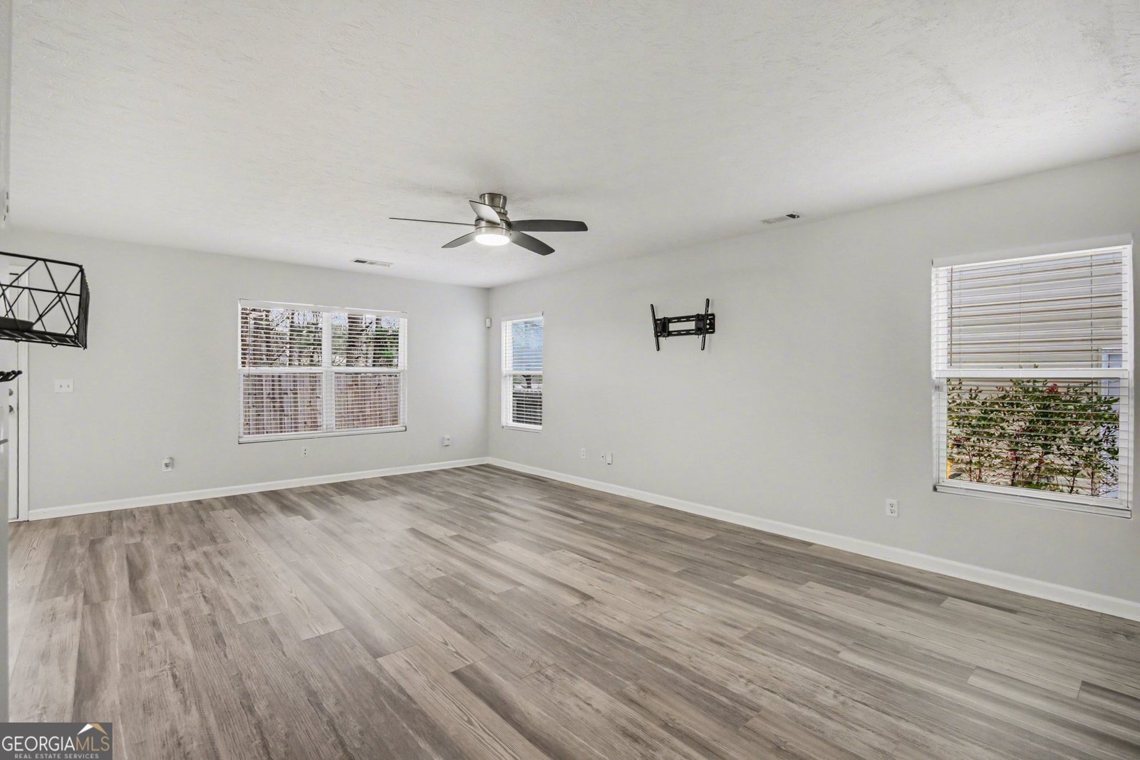 301 Silver Spring Street Dallas - Photo 9