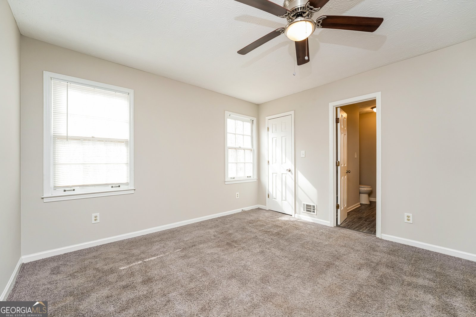 232 Farmbrook Parkway Stockbridge - Photo 10