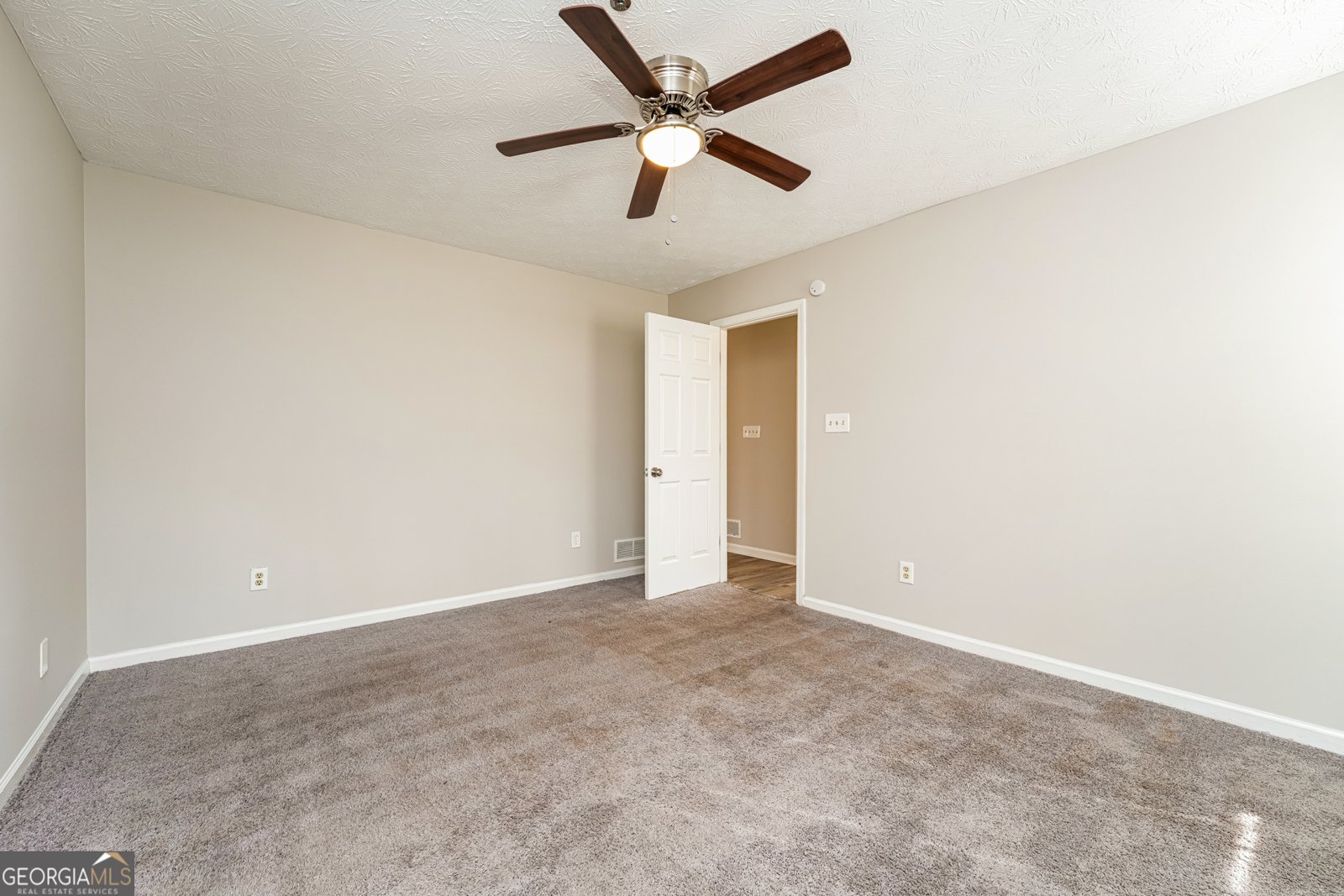 232 Farmbrook Parkway Stockbridge - Photo 11