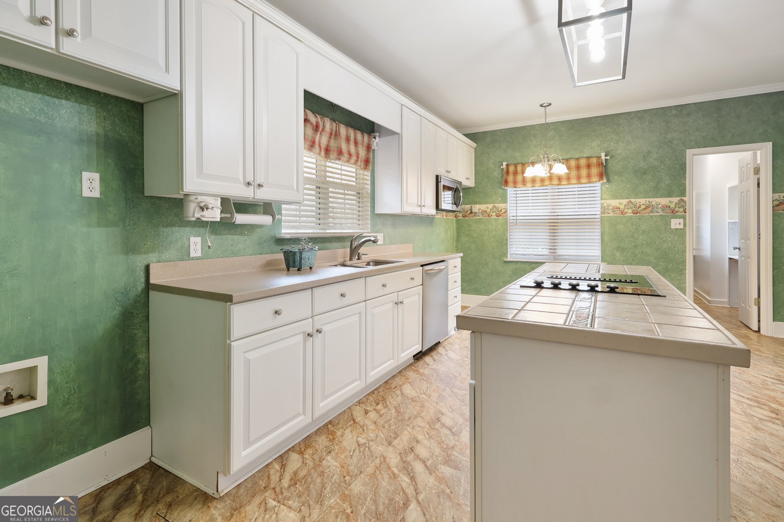 444 Covered Bridge Road Covington - Photo 10