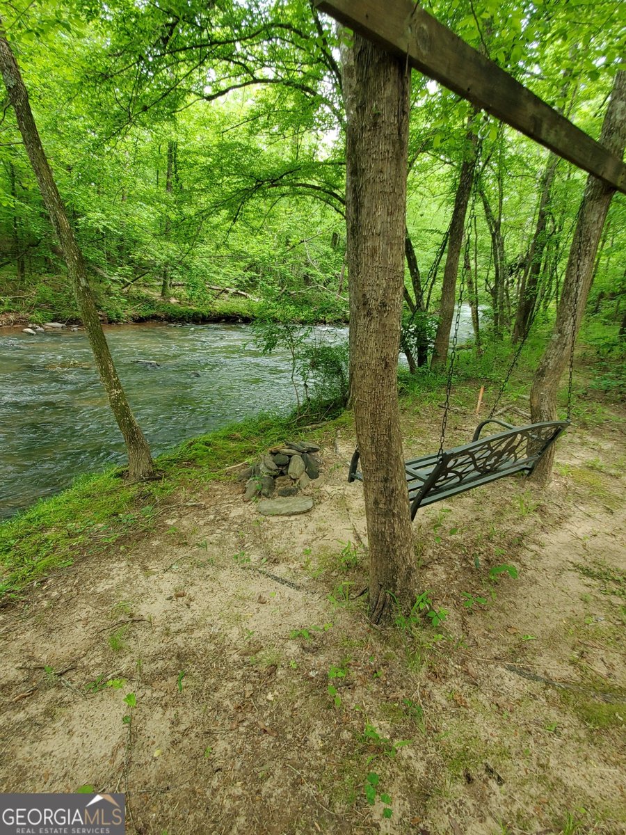 444 Covered Bridge Road Covington - Photo 32