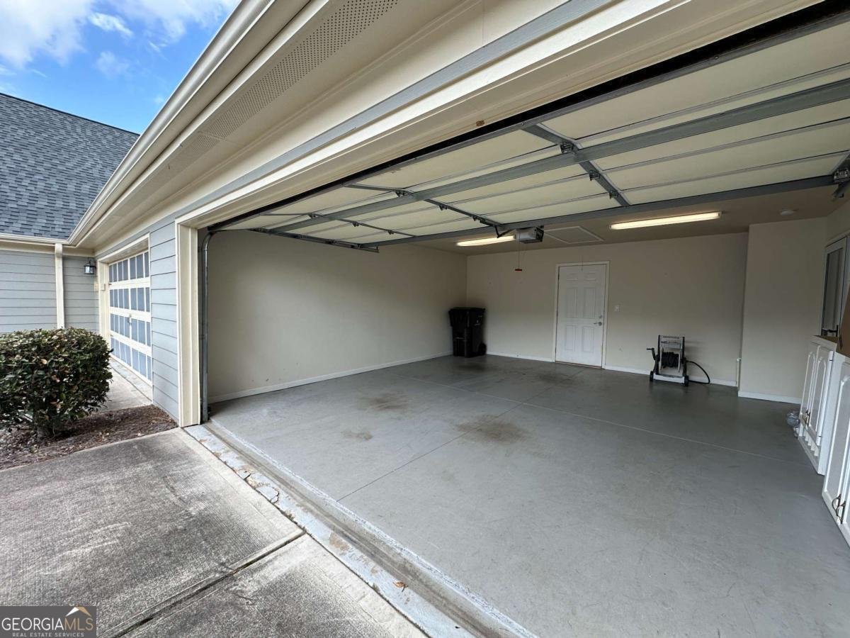 3 Mary Lane White - Photo 20