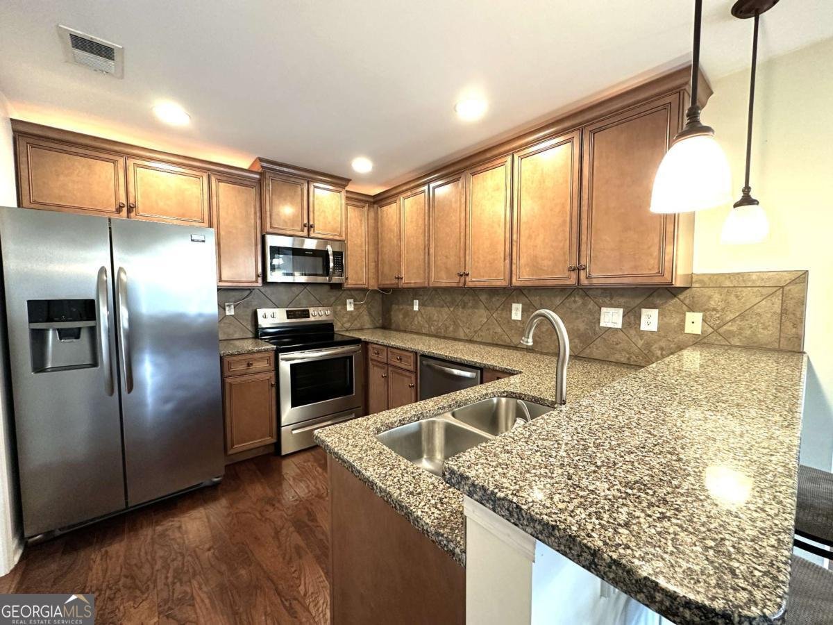 3 Mary Lane White - Photo 6