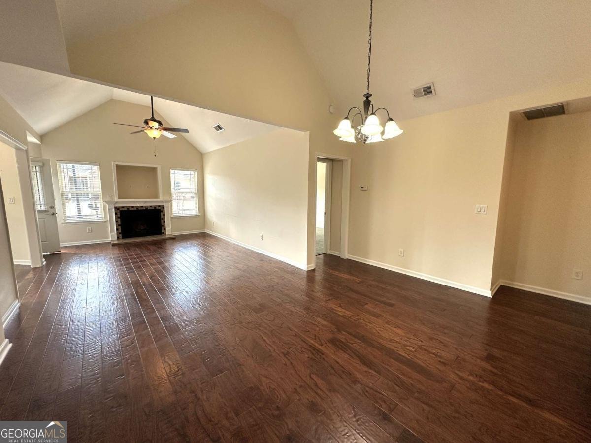 3 Mary Lane White - Photo 9