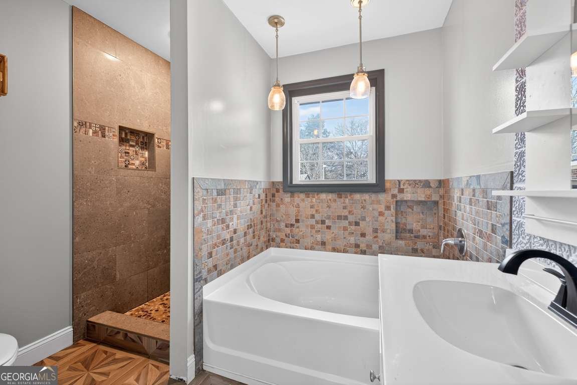 1180 Robert Hardeman Road Winterville - Photo 21