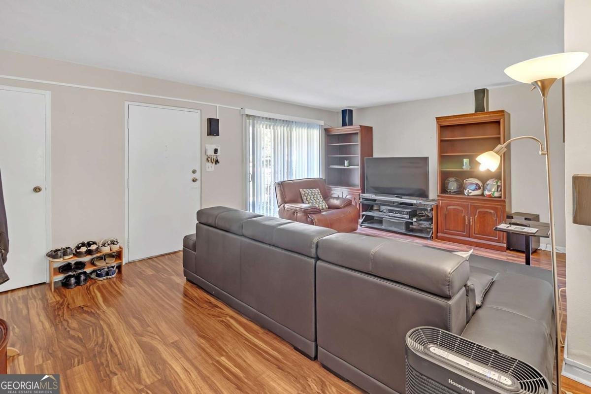 276 LAKEMOORE Drive Atlanta - Photo 6