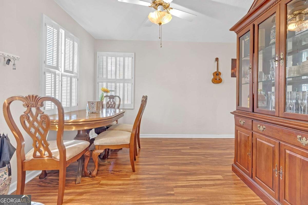 276 LAKEMOORE Drive Atlanta - Photo 8