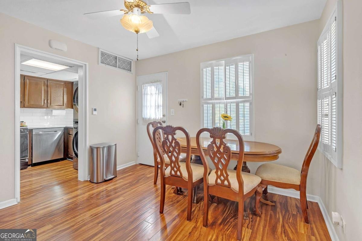 276 LAKEMOORE Drive Atlanta - Photo 9