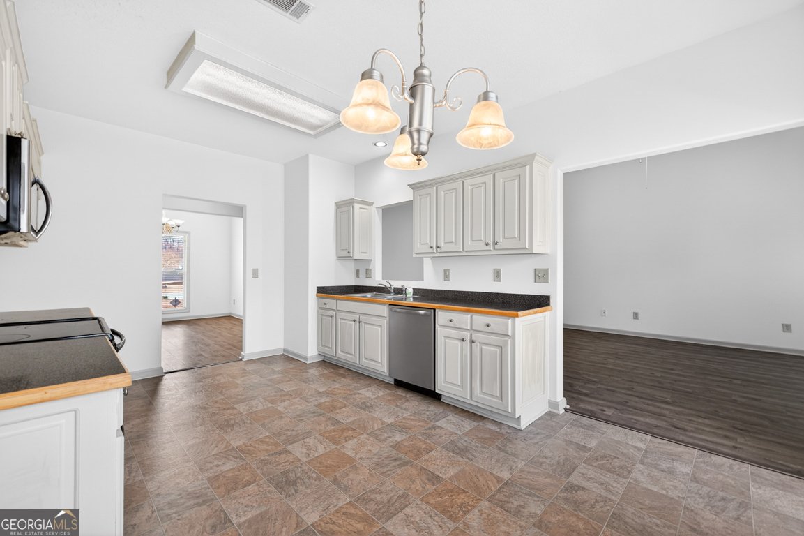 1412 Silvergate Way Winder - Photo 10