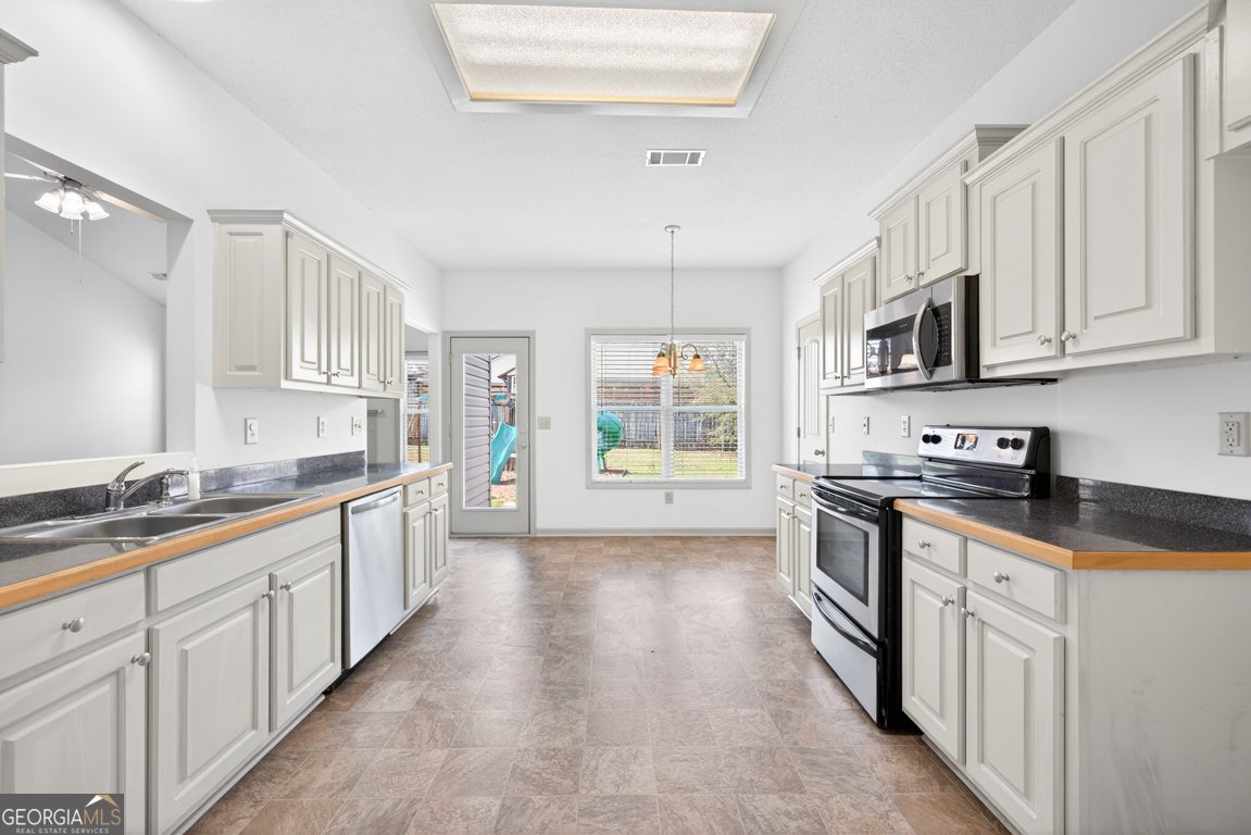 1412 Silvergate Way Winder - Photo 11